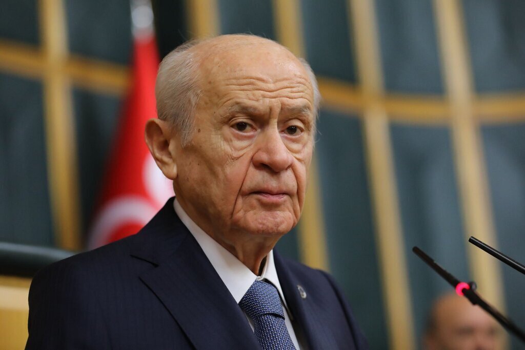 BAHCELI CUMHURBASKANIMIZ ILE SAHSIM ARA 428031 126284