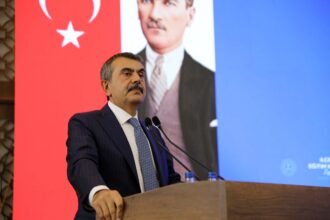 BAKAN TEKIN EGITIMDE TAAHHUT ETTIKLERIM 931656 276741