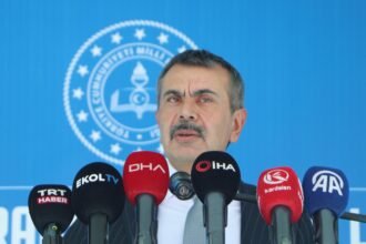 BAKAN TEKIN SINAVI KAZANAMADIKLARI ICIN 917827 272521