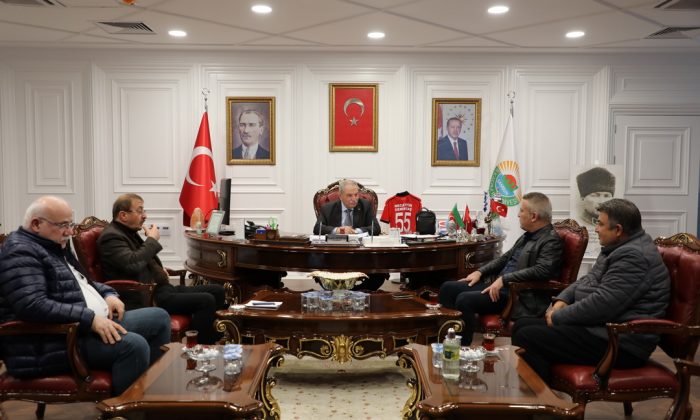 Başkan Demirtaş Belediye Başkanlarını sırasıyla makamında ağırladı