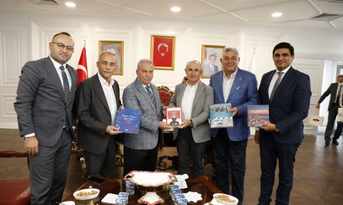 Başkan Demirtaş İstanbul İlçe Belediye Başkanlarını misafir etti