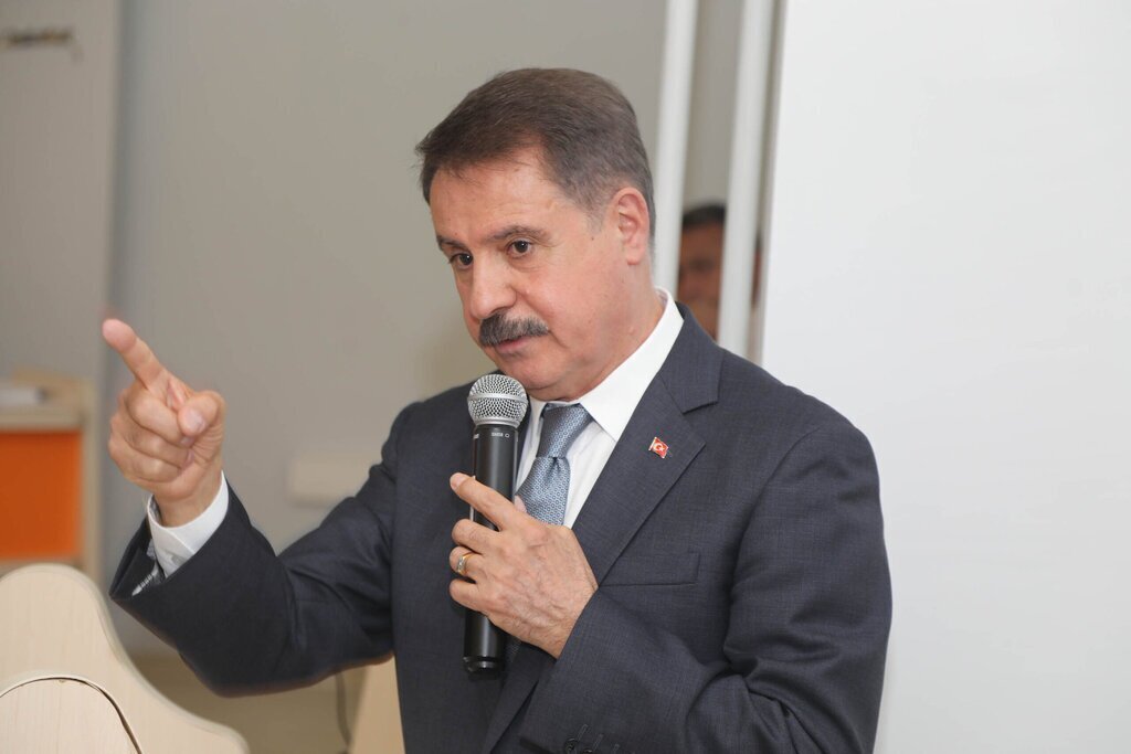 BASKAN DEVECI BELEDIYECILIK ANLAYISIM INSAN ODAKLI 4 scaled