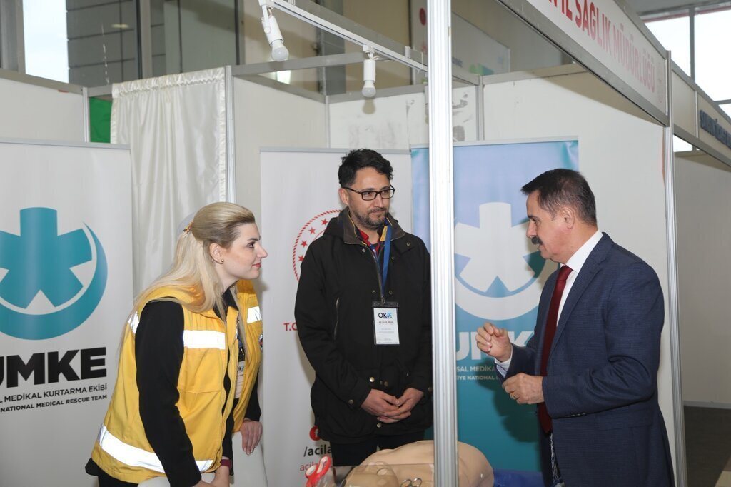 BASKAN DEVECI GENCLERIN GELECEGINE YATIRIM ULKENIN GELECEGINE YATIRIM 6