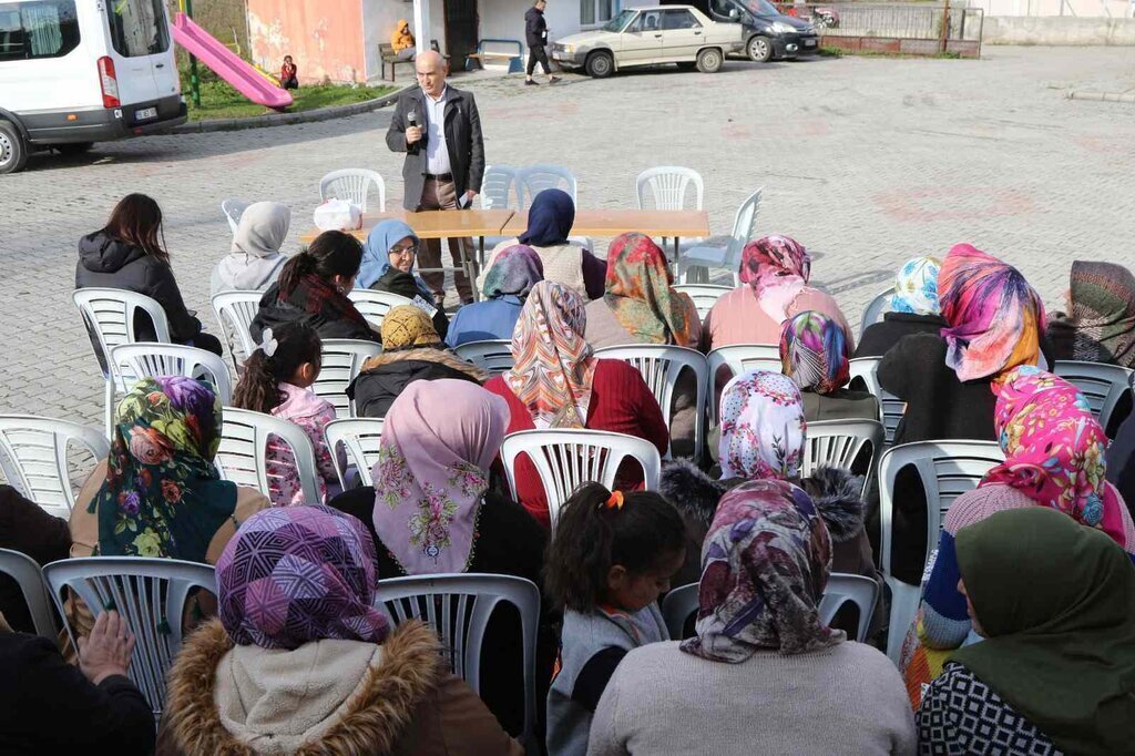 BASKAN DEVECININ EKIBI SAHA CALISMALARINDA HIZ KESMIYOR 2