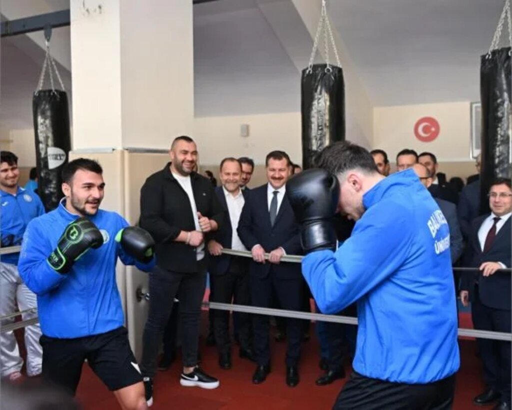 BAUN Huseyin Murat Uysali Unutmadi