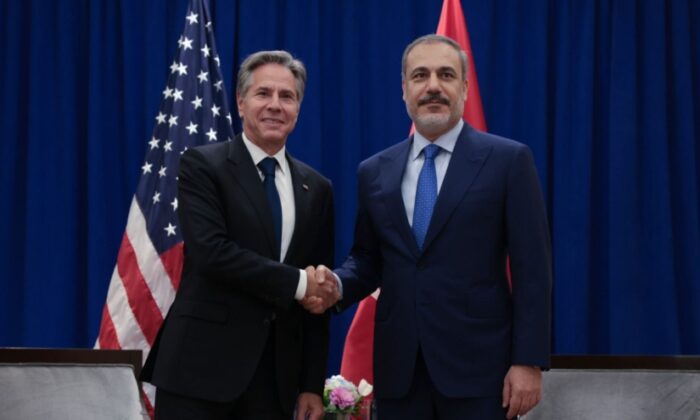 ABD Dışişleri Bakanı Blinken İstanbul’a geldi