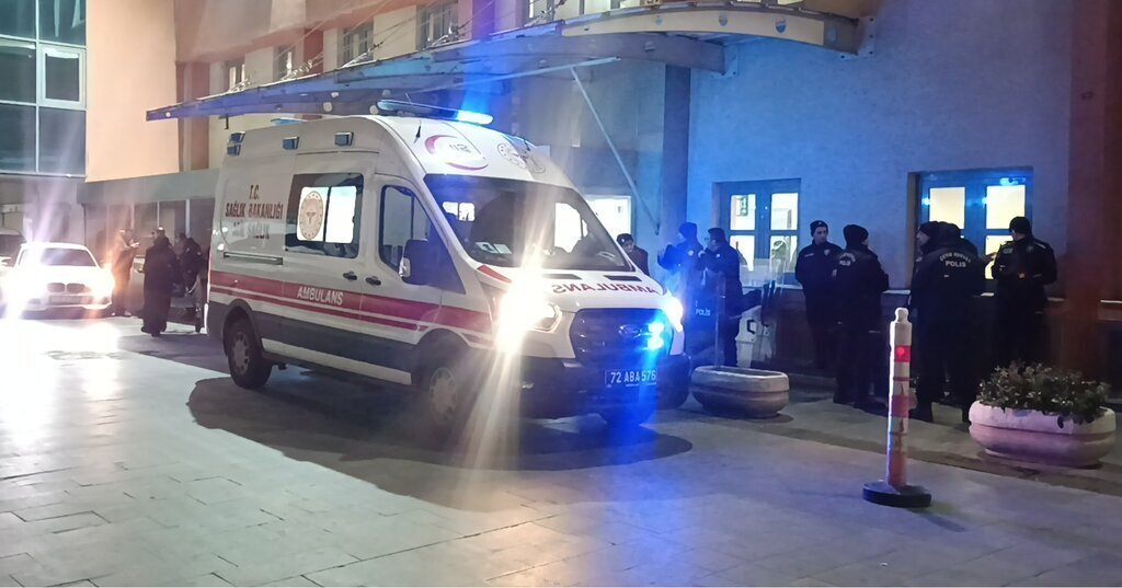 BIR SURE BIRLIKTE YASAYIP AYRILAN CIFTIN 536002 158768