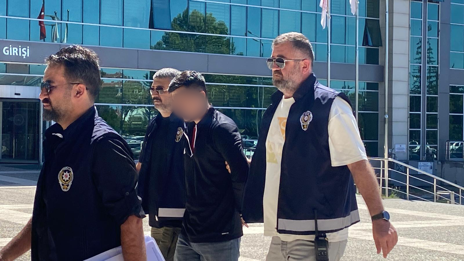 BOLU 17 YIL HAPISLE ARANAN HUKUMLU TAR 876694 260442