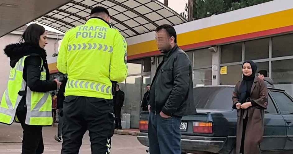 Alkollü sürücü, polise zor anlar yaşattı