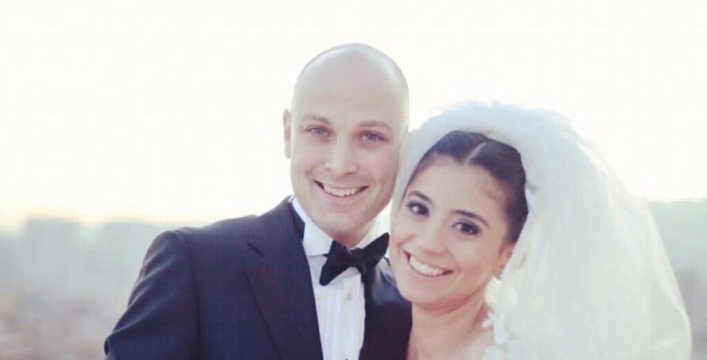 BURSALI DIS HEKIMI CIFT ILE 2 COCUGU OTE 527053 156044 e1737529049599