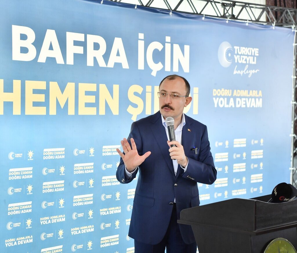 Bakani Mus Samsunda mahalle muhtarlariyla bir araya geldi