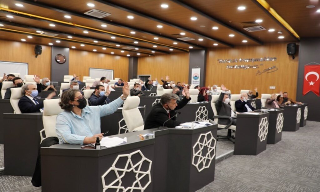 Baskan Demirtas Saygi duymak zorundayiz