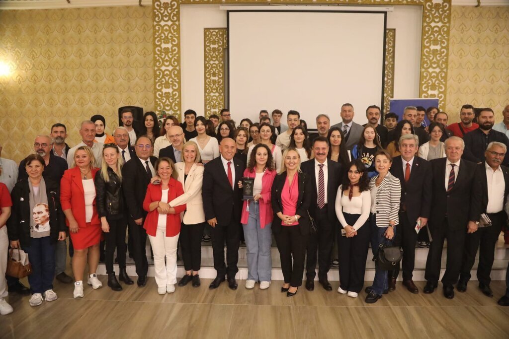 Baskan Deveci Genclerin sorumlulugu buyuk