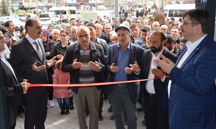 Bağımsız Belediye Başkan Adayı Mahmut Karahan irtibat bürosu açtı