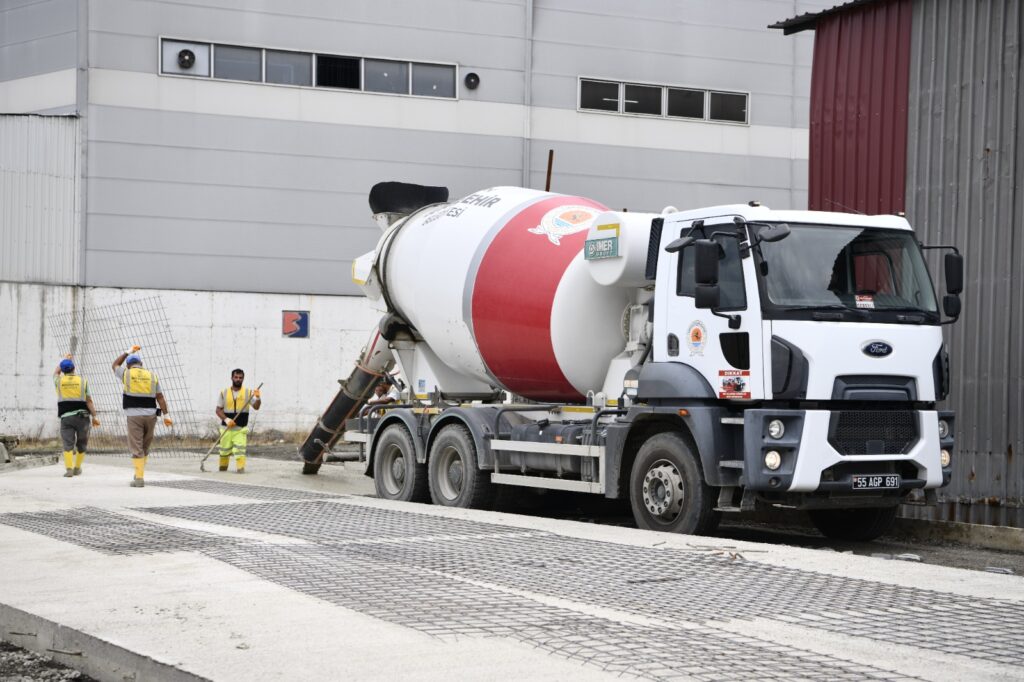 Samsun’da Beton Yollar Ulaşım Altyapısını Güçlendiriyor