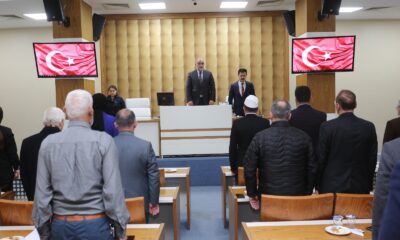 Canik Belediye Meclisi’nde Depremlerde Hayatını Kaybedenler İçin Saygı Duruşu