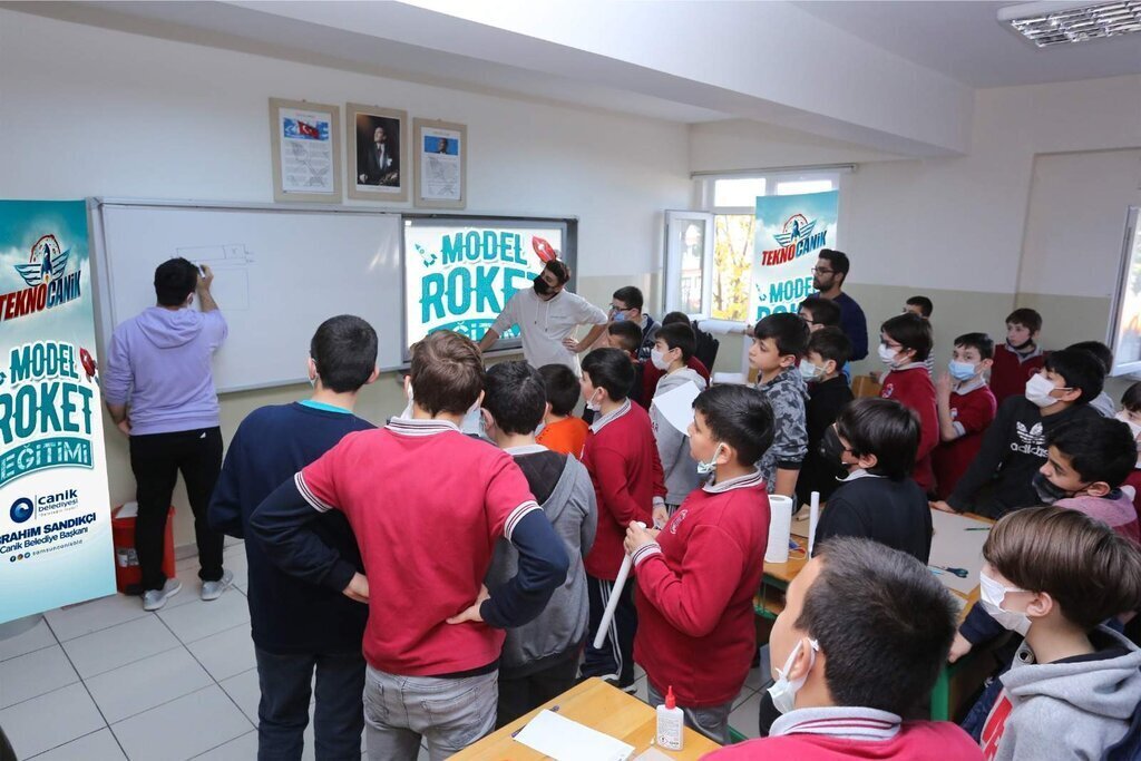 CANIKIN GOZU YUKSEKLERDE