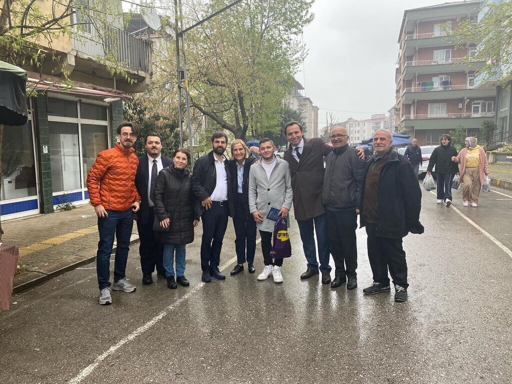 CHPli Ozler Yilmaz Telefonu Degistiremeyiz Erdogani Degistirebiliriz