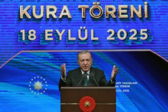 CUMHURBASKANI ERDOGAN BIZ BU COGRAFYADA 919653 273262