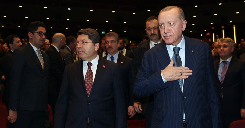 CUMHURBASKANI ERDOGAN KIMSE YARGI CAMIA 529706 156856