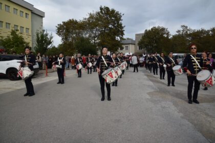 CUMHURIYET KADINLARI BANDOSU 3