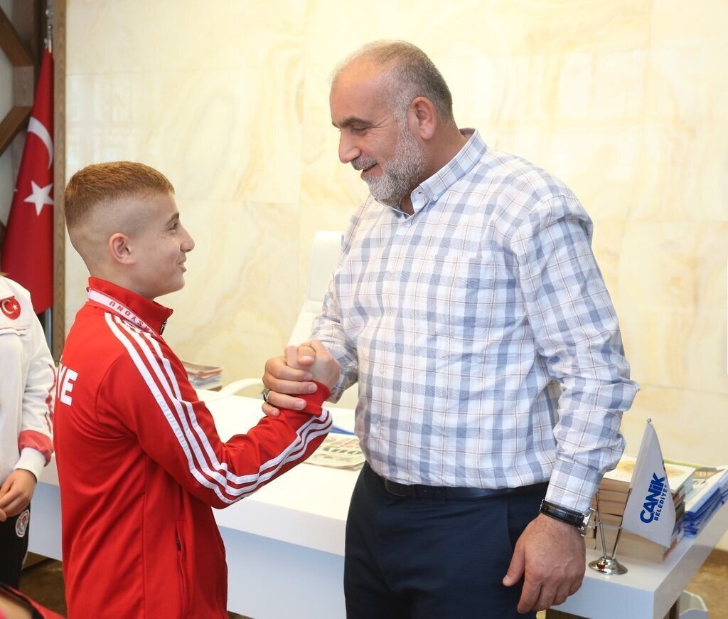 Canik Belediyesi Gencleri Hazirlaniyor