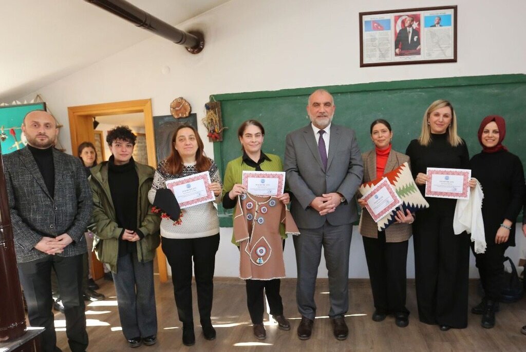 Canik Belediyesi Hanim Konaklari Takdir Topluyor