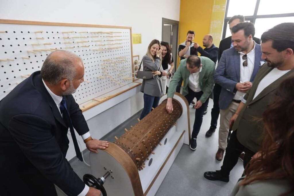 Canik Ozdemir Bayraktar Kesif Kampusu hayran birakti