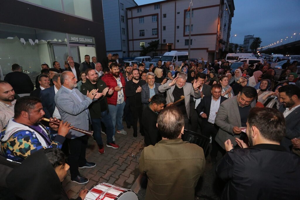 Canikte Cumhurbaskani Erdoganin zaferi coskuyla kutlandi