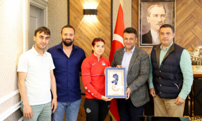 Çarşamba Belediyespor’un milli sporcusu Esra Bayrak Fransa’da madalya kazandı