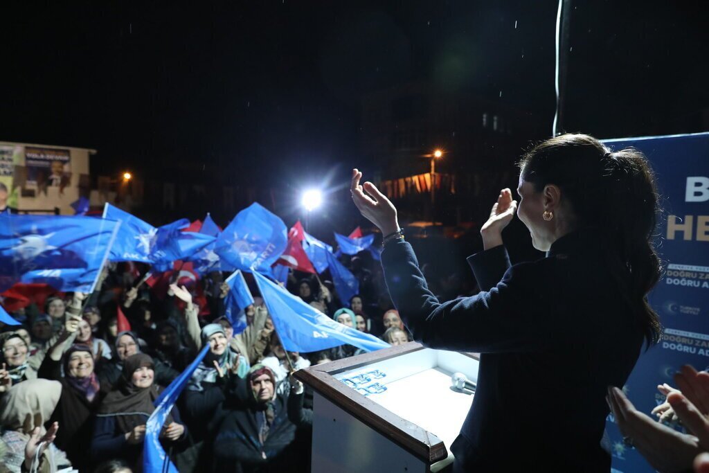 Cigdem Karaaslan 14 Mayista milletimiz demokrasi zaferine imza atacak scaled