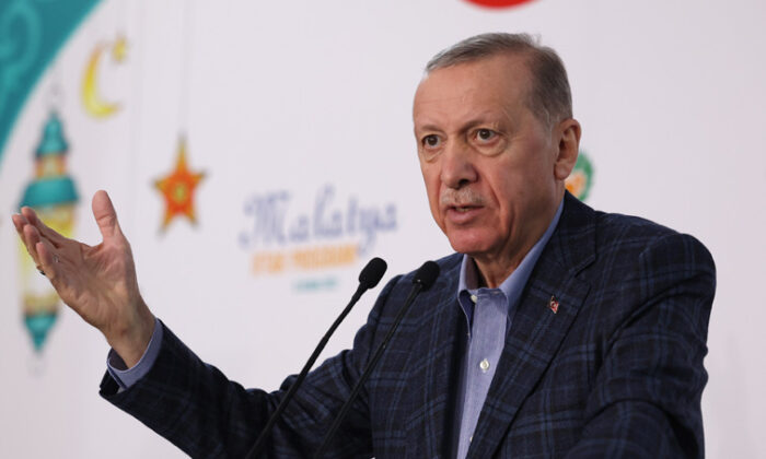 Cumhurbaşkanı Erdoğan: Bunların raf ömrü inşallah 14 Mayıs’ta dolacaktır