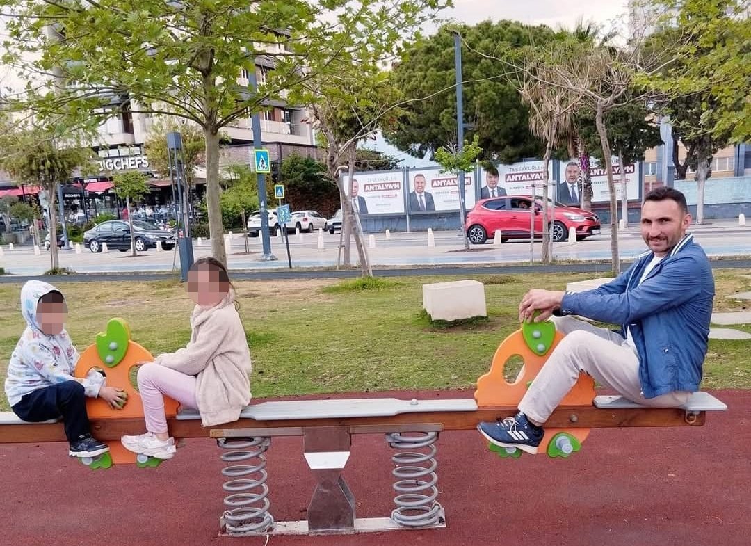 DAMADINI OLDUREN KAYINPEDER TUTUKLANDI 875696 260138