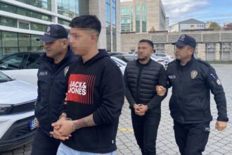 DARBETTIKLERI ARKADASLARININ TELEFONUNU 960796 285305