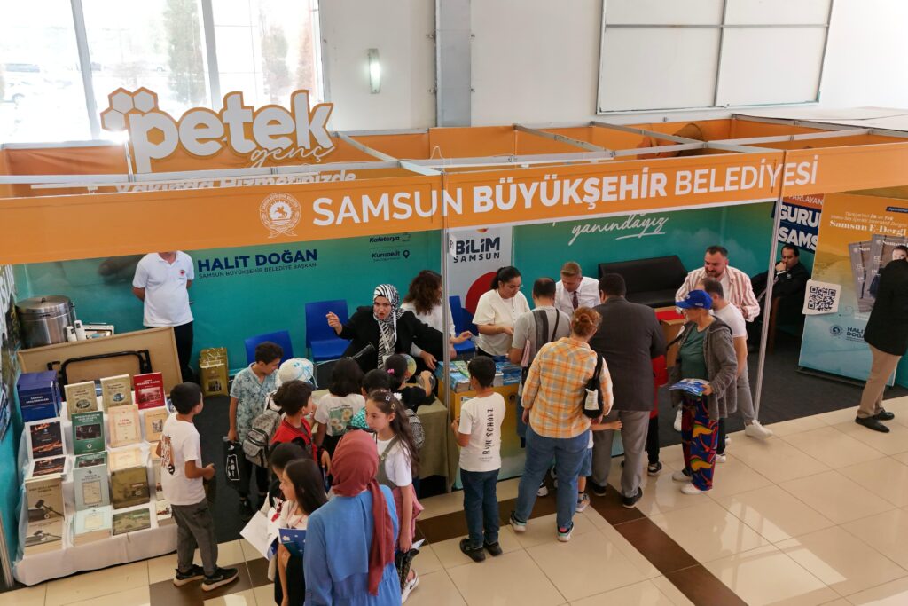 9’uncu Kitap Fuar’ında Samsun Büyükşehir standına yoğun ilgi