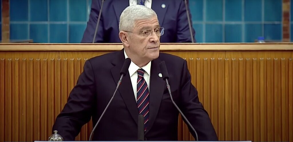 DERVISOGLU YENI ANAYASA DUZENLEMELERINE 408346 120330