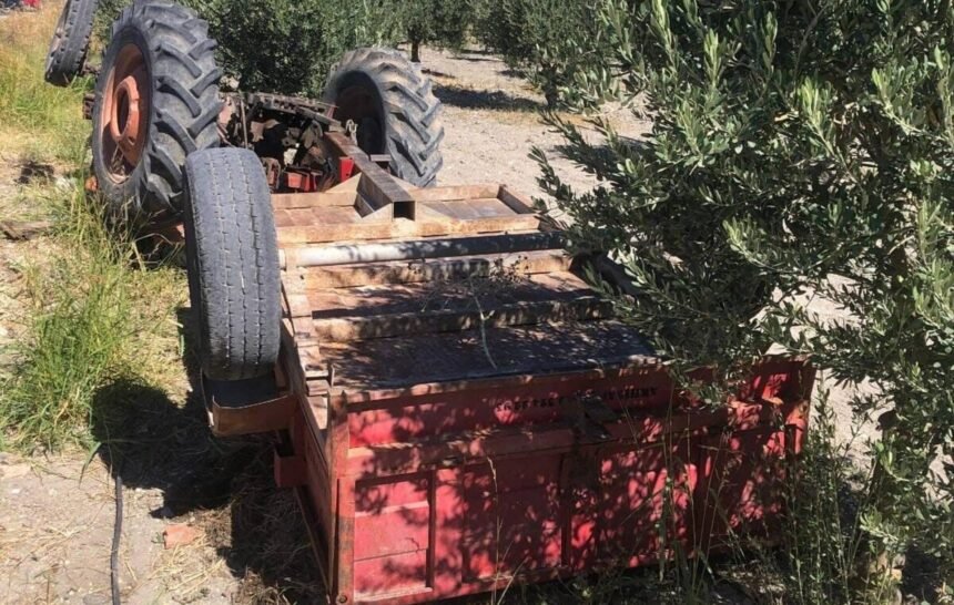 DEVRILEN TRAKTORUN SURUCUSU OLDU 924874 274741 scaled e1758543146285