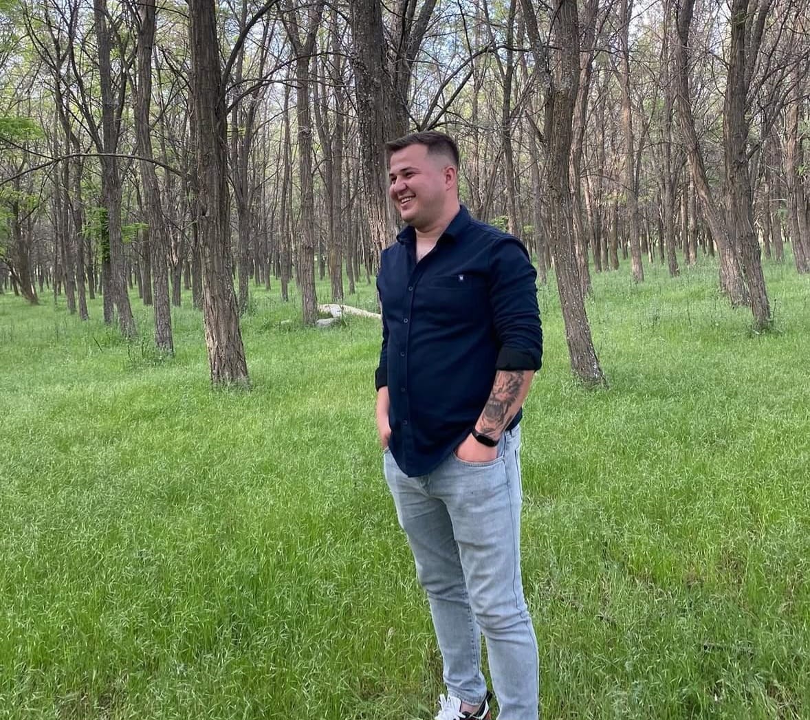 DUGUNDE CIKAN KAVGADA TABANCAYLA OLDURUL 902695 268204