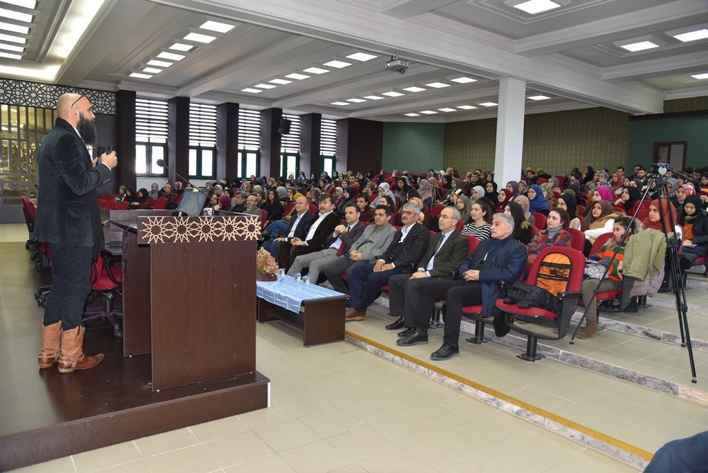 OMÜ’de bu haftaki konuğu Dr. Öğr. Üyesi Volkan Ertit oldu