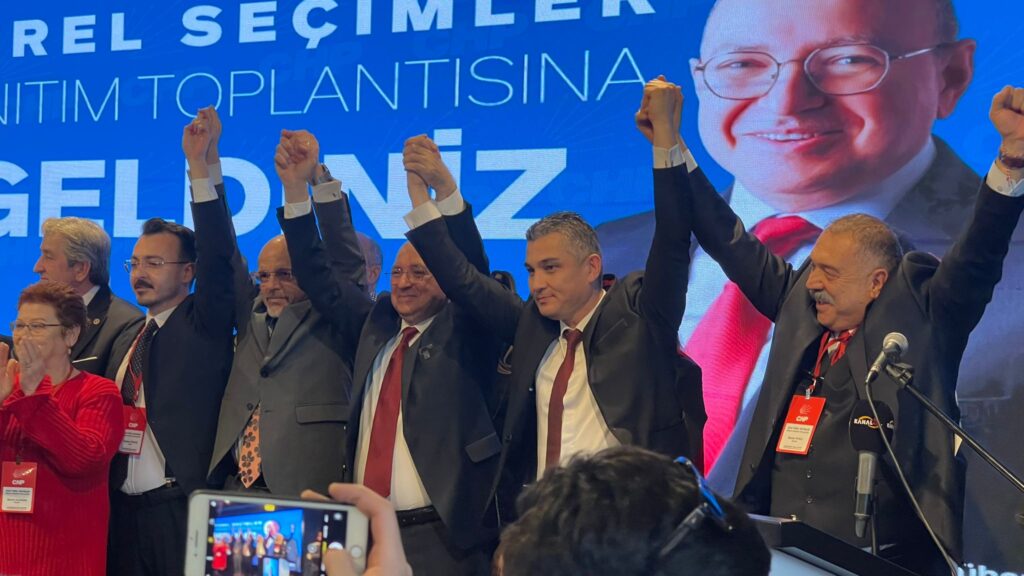 İYİ Parti’den istifa etti, CHP’li Murat Şenel’e desteğini açıkladı