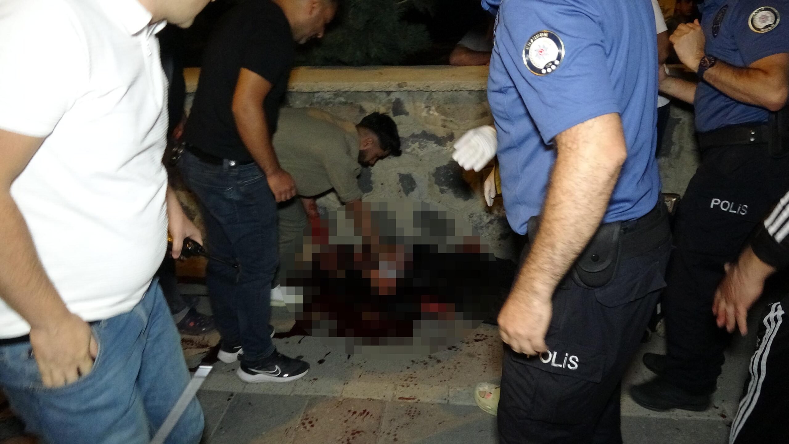 ERZURUMDA BICAKLI KAVGA 2 KARDESTEN 1 860187 255299 scaled