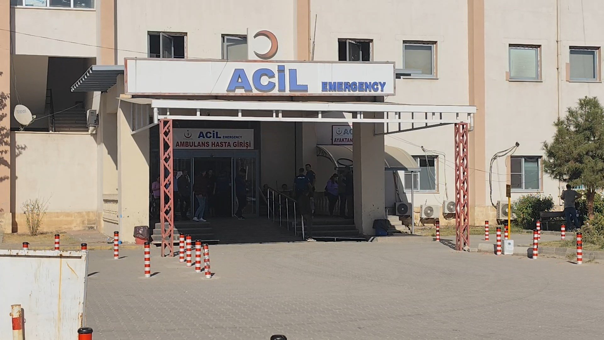 Eşi tarafından bıçaklanan kadın ağır yaralandı, karnınd