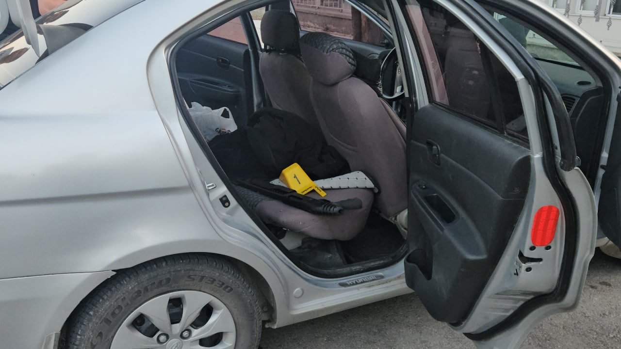 EVININ ONUNDE POMPALI TUFEKLE VURULDU 850399 252229