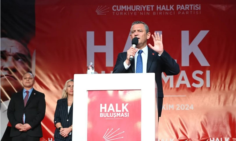 Özgür Özel: “Biz sığınmacılara değil, sığınmacı yaratan politikalara karşıyız”