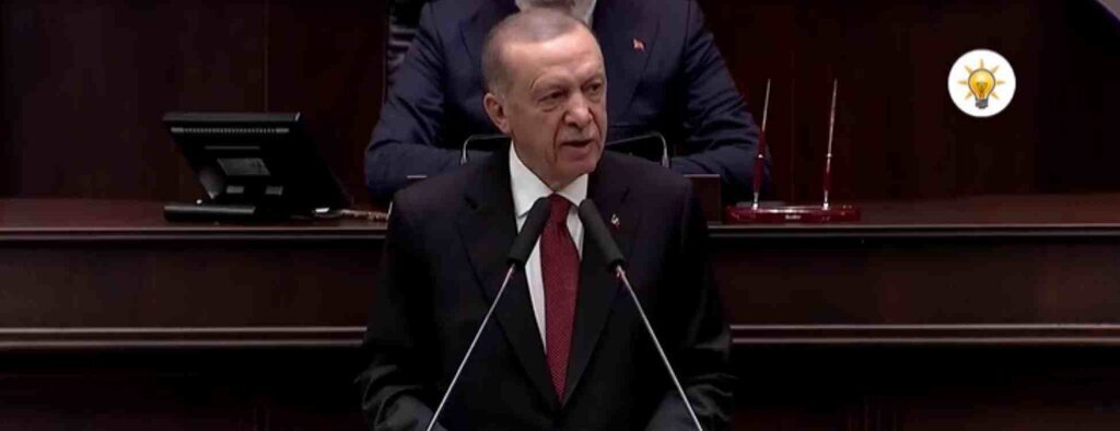 Erdogan Milletin asil evlatlarini asagilayarak iktidara gelecegini sananlar husrana ugramistir