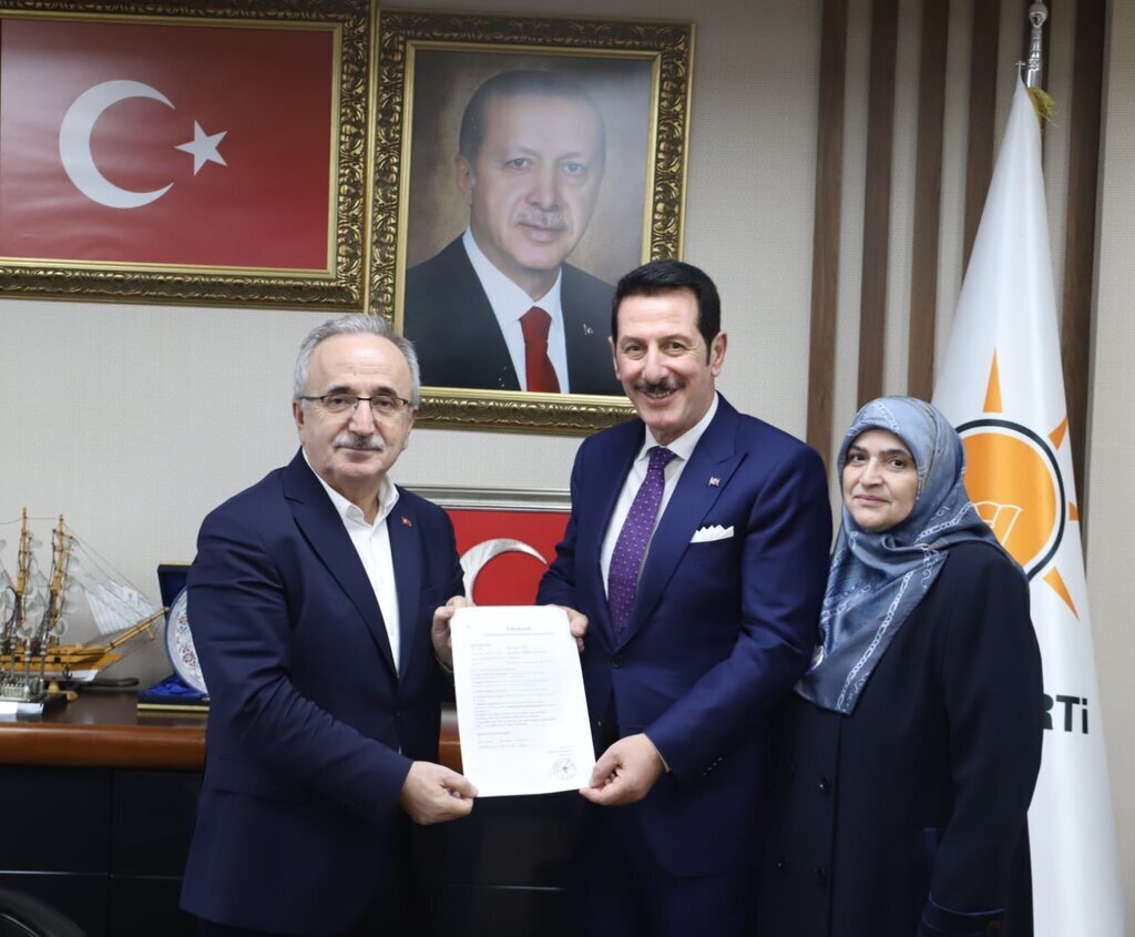 Erdogan Tok AK Partiden Samsun Buyuksehir Belediye Baskanligina Aday Adayligini Acikladi