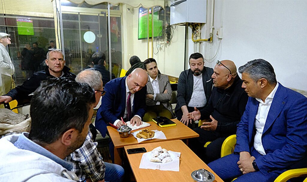 Erhan Usta balikcilarin sorunlarini dinledi