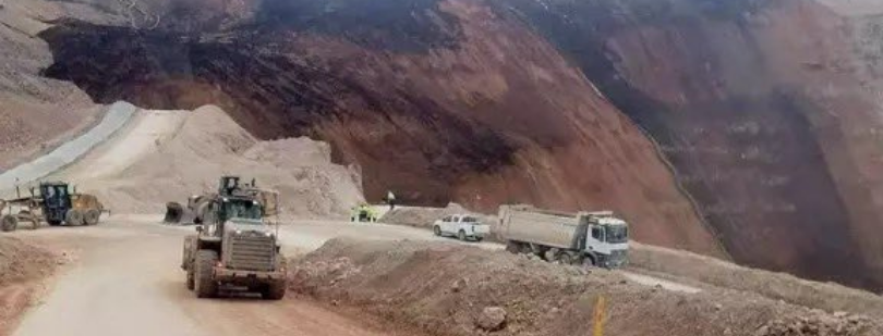 Erzincanda heyelan 9 kisiden haber alinamiyor