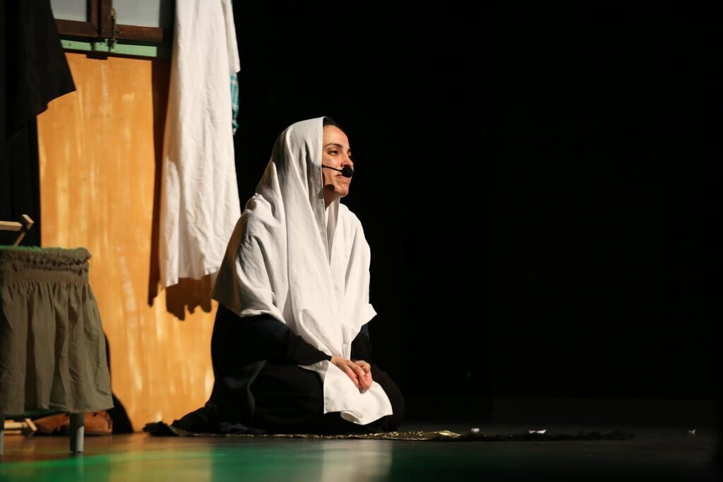 Filistin Hakkinda Konusmaliyiz Tiyatro Gosterisi