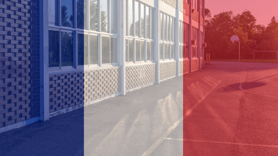 Fransada okulda bicakli saldiri 1 ogretmen hayatini kaybetti